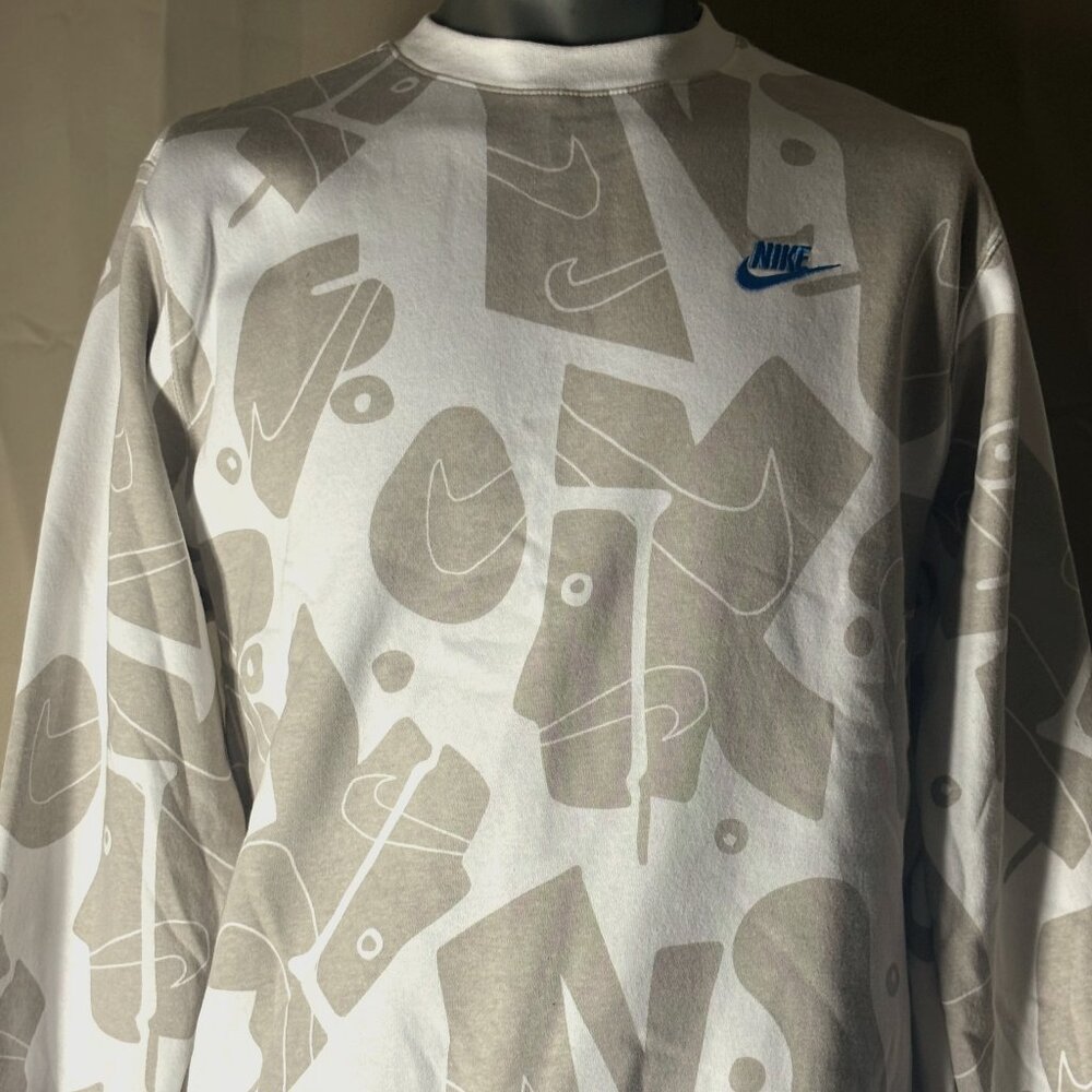 Nike Sweater